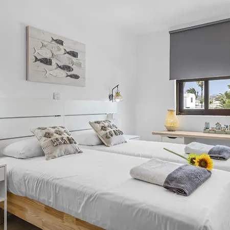 Hola Arnage Pool View Apartment Puerto del Carmen  Exterior photo